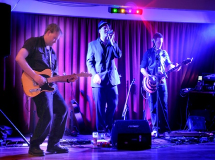Pretty Vegas Function Band In Manchester Liverpool Cheshire and Lancashire